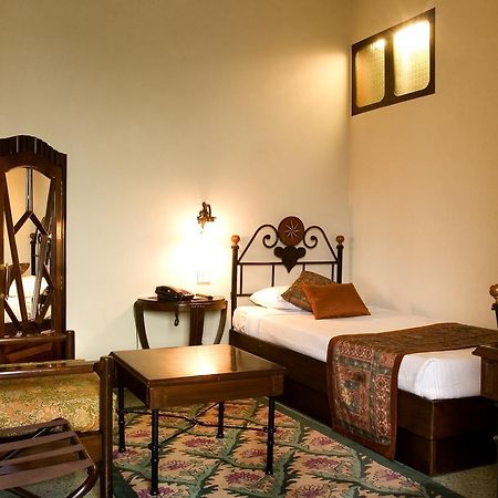 Hotel Broadway Delhi Extérieur photo